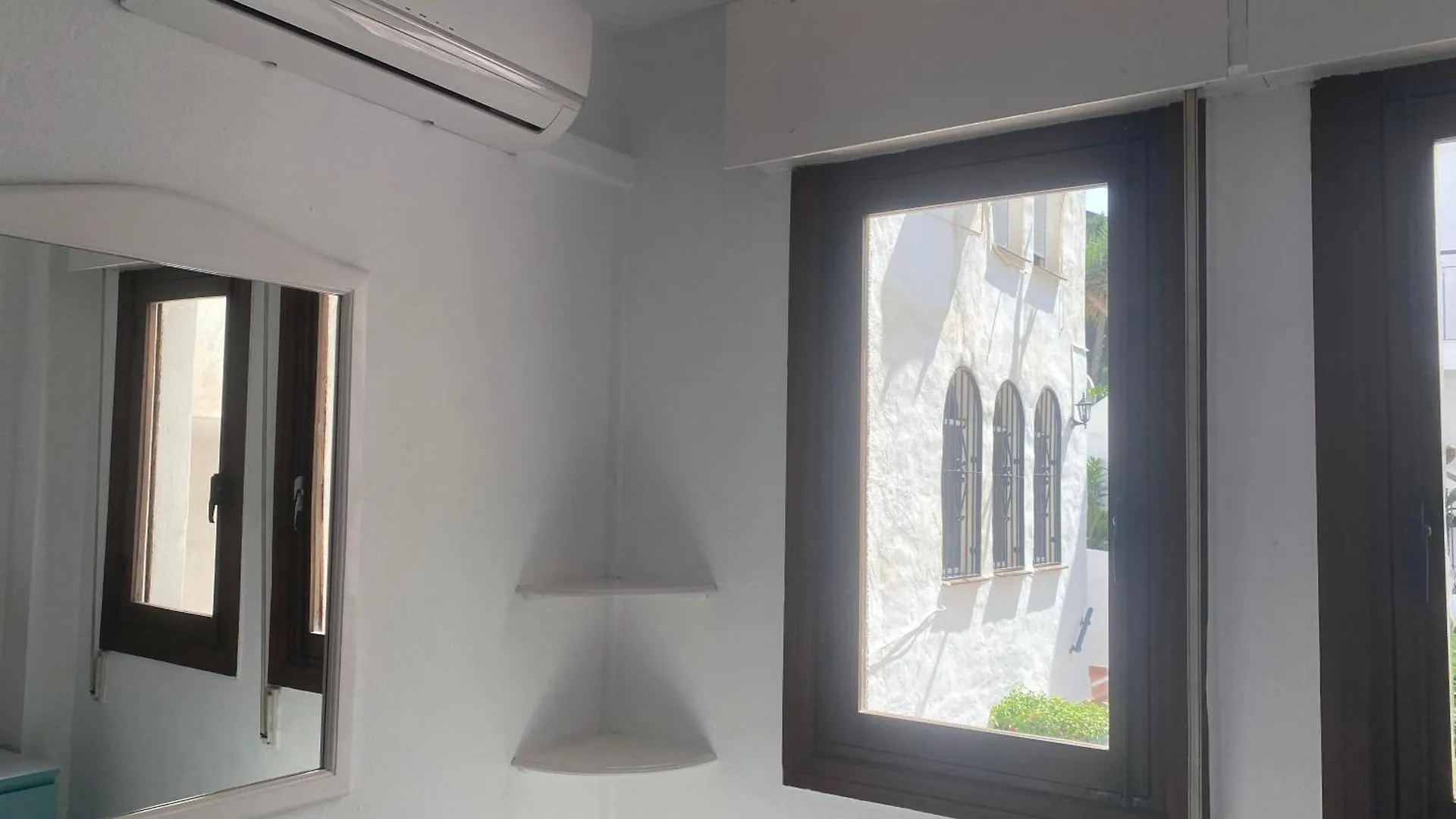 Διαμέρισμα Lovely Two Bedroom Pueblo Evita Benalmádena