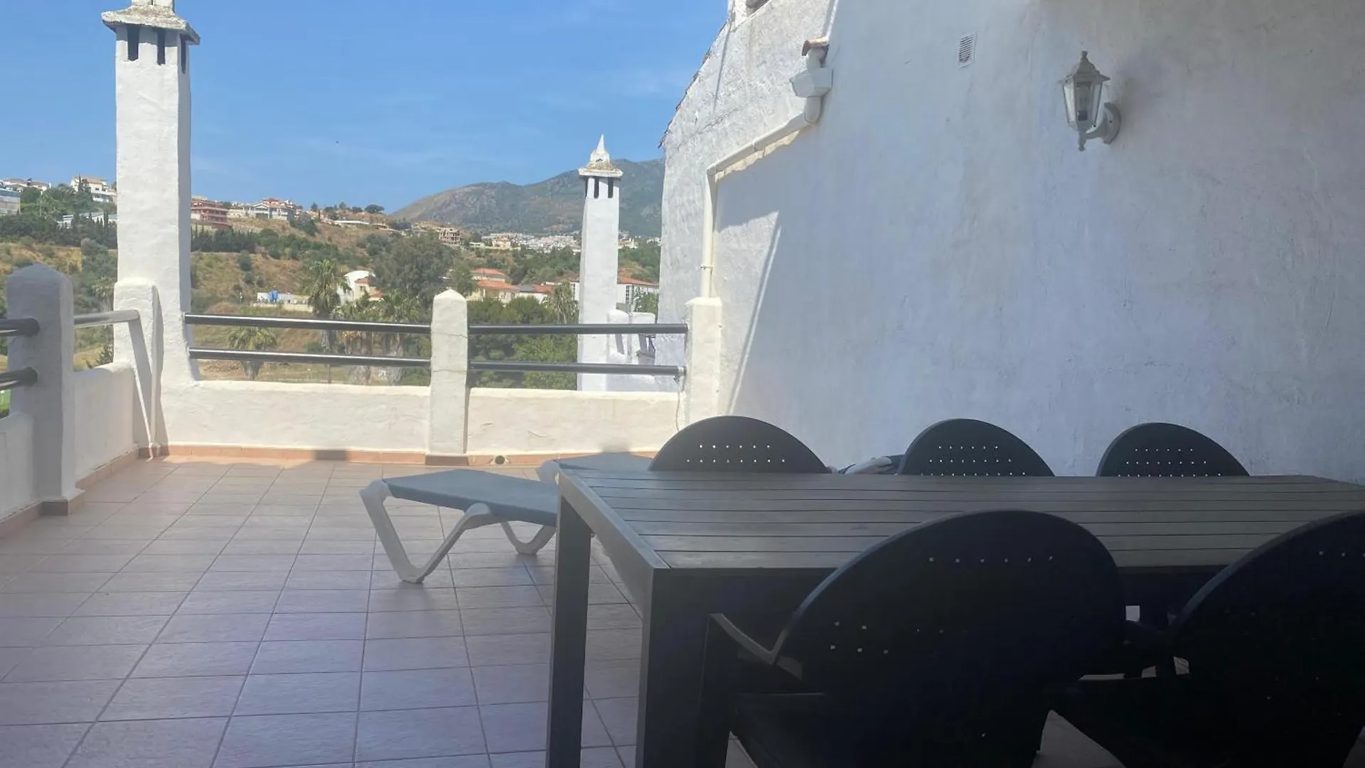 Lovely Two Bedroom Pueblo Evita Benalmádena España