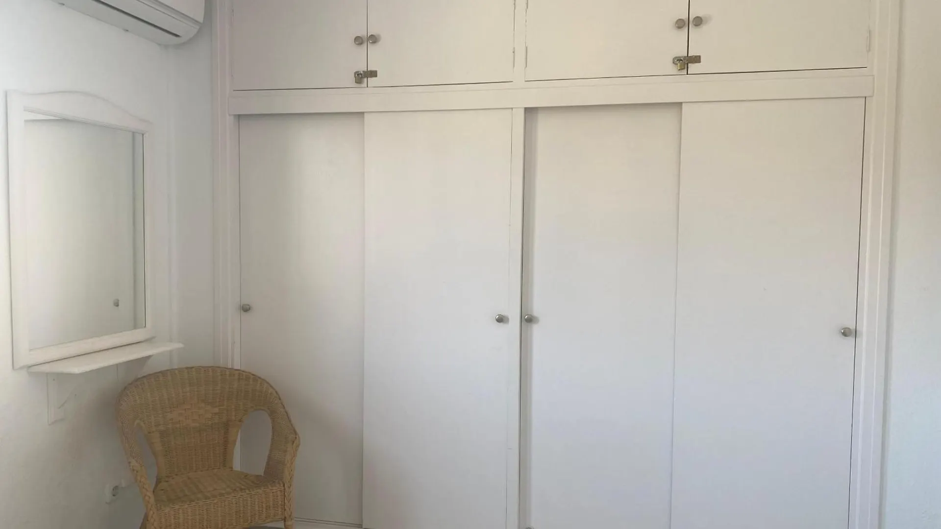 Lovely Two Bedroom Pueblo Evita Benalmádena