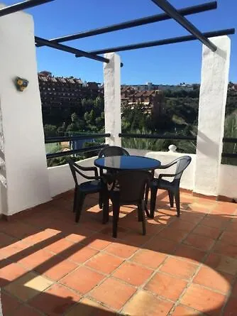 Lovely Two Bedroom Pueblo Evita Benalmádena Apartamento