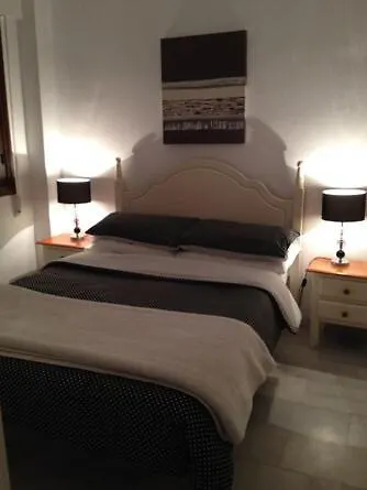 Apartamento Lovely Two Bedroom Pueblo Evita Benalmádena